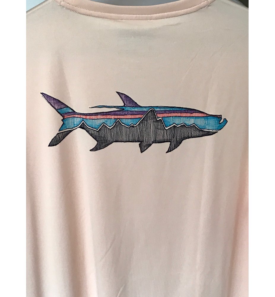Patagonia Long-Sleeved  Cool Daily Fish Tarpon Graphic Shirt (Light Peach)